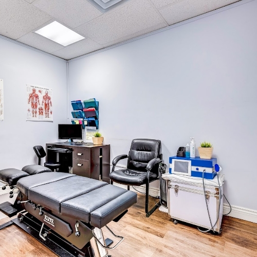 Gallery-PhysioChiroWellness-newmarket-ON-3