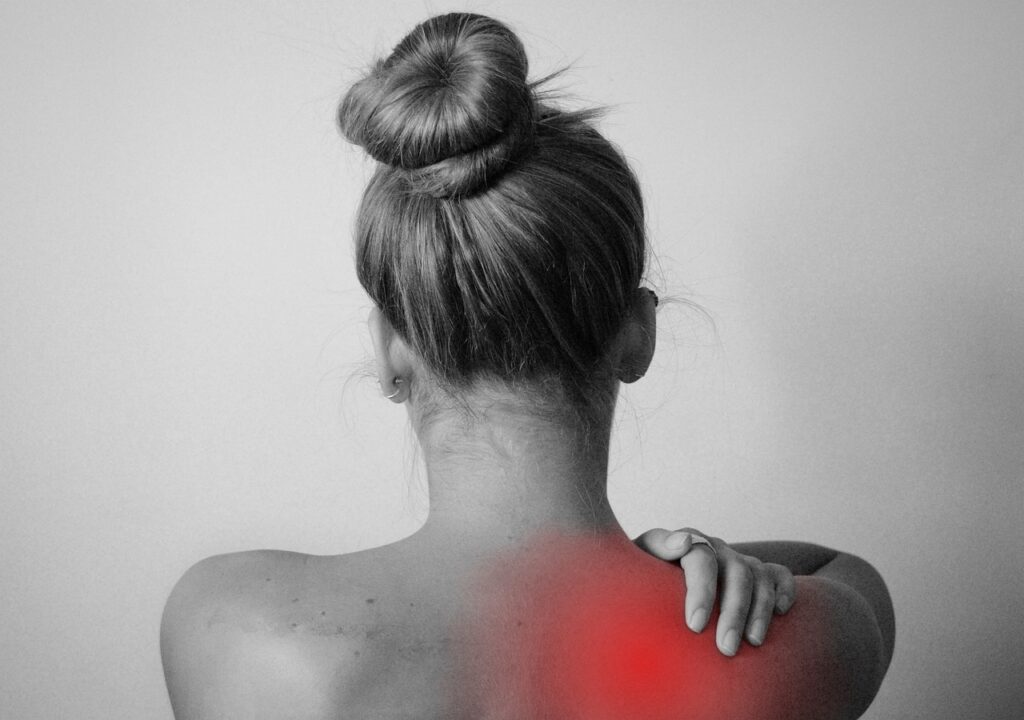 Prevent Shoulder Pain with Physiotherapy in Newmarket and Vaughan