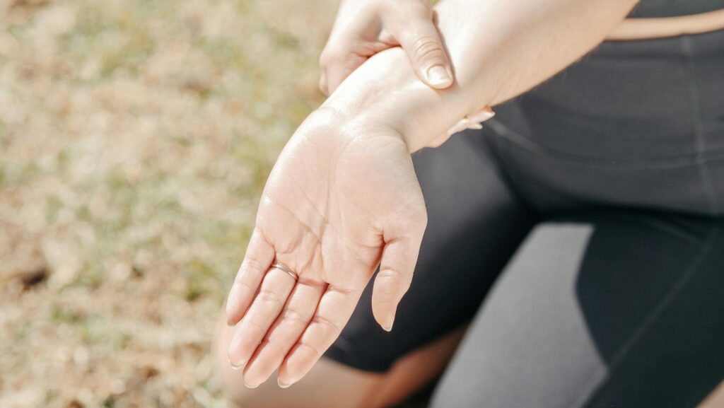 Wrist Pain Chiropractor in Newmarket and Vaughan