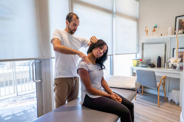 Chiropractor in Vaughan adjusting a patient to improve nervous system function Chiropractor in Vaughan adjusting a patient to improve nervous system function