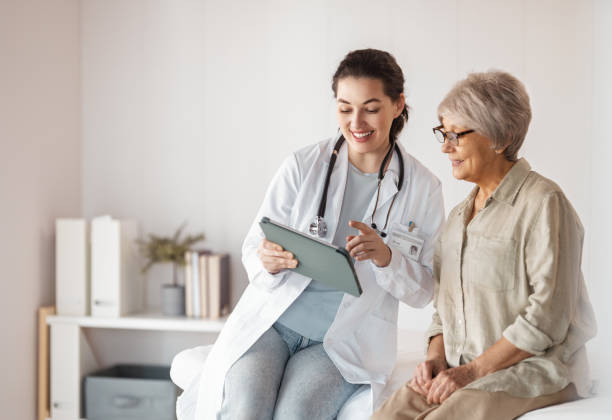 Naturopath in Vaughan consulting with a patient about prevention and longevity strategies