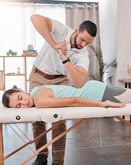 PhysioChiroWellness physiotherapy and chiropractic team in Vaughan